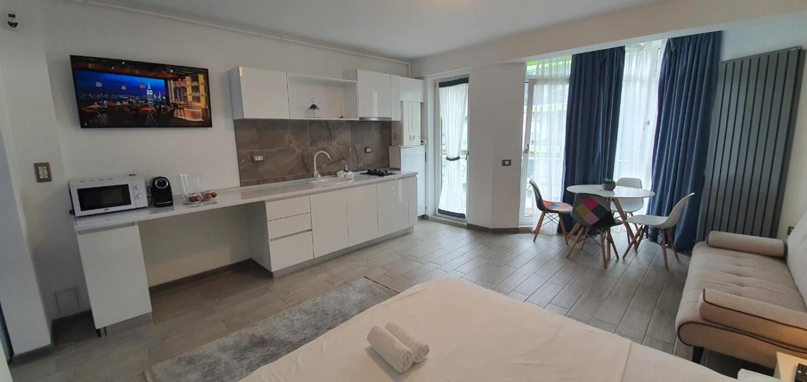 Alezzi Beach Vibe Family Studio With Spa Piscina Interioara Incalzita Sauna Jacuzzi Gym Năvodari Zewnętrze zdjęcie